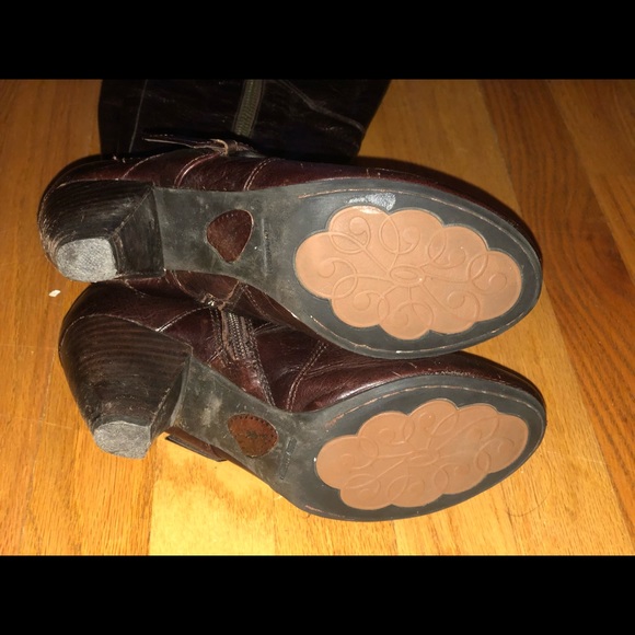 Born crown brown knee high boots with buckles - Picture 3 of 4